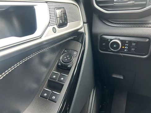 Used 2023 Ford Explorer ST w/ Equipment Group 401A image 19