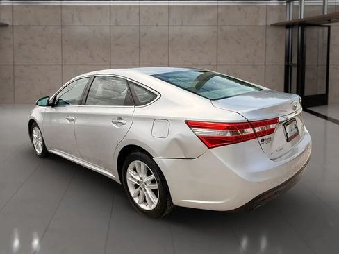 Used 2014 Toyota Avalon XLE FWD image 8