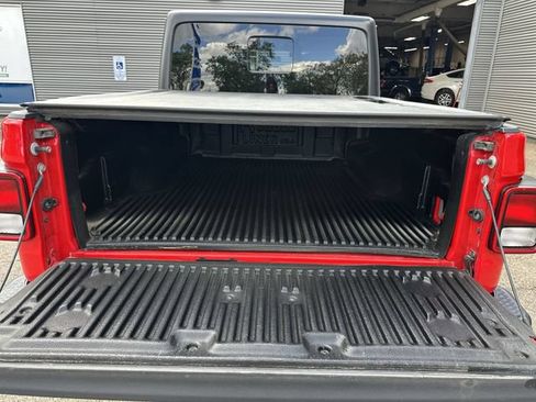 Used 2020 Jeep Gladiator Sport w/ Quick Order Package 24S AWD/4WD image 21