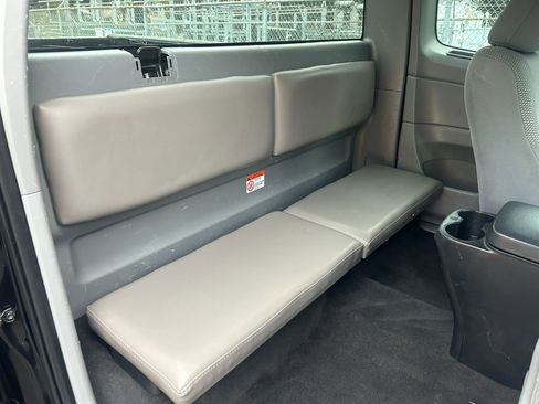 Used 2015 Toyota Tacoma 4x4 Access Cab image 15