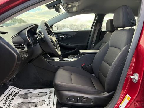 Used 2025 Chevrolet Malibu LT image 22