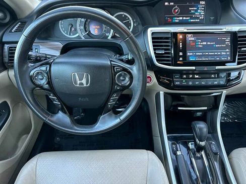 Used 2017 Honda Accord EX-L image 17