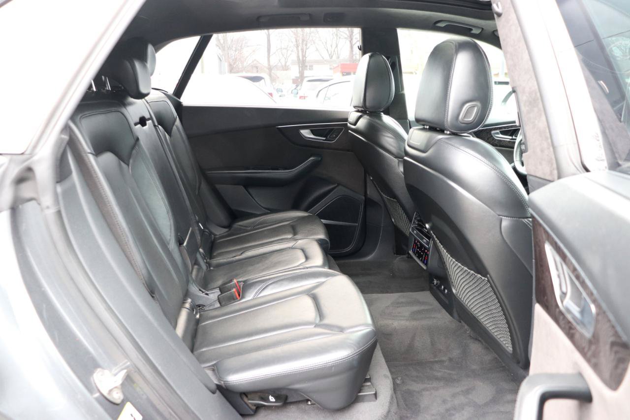 Used 2019 Audi Q8 Prestige AWD/4WD image 13