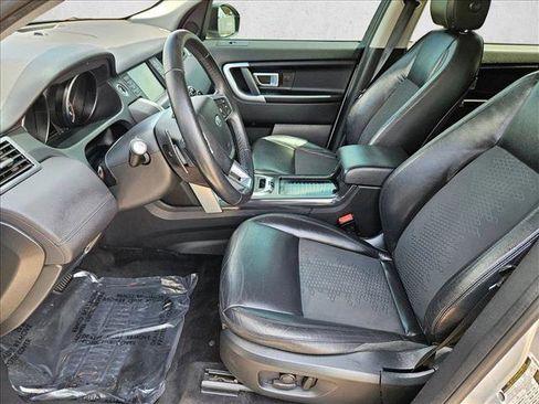 Used 2019 Land Rover Discovery Sport SE AWD/4WD image 16