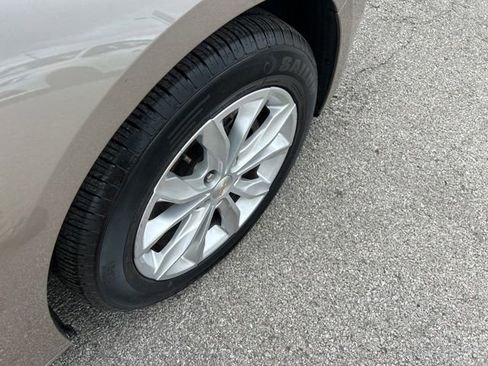 Used 2024 Chevrolet Malibu LT FWD image 20