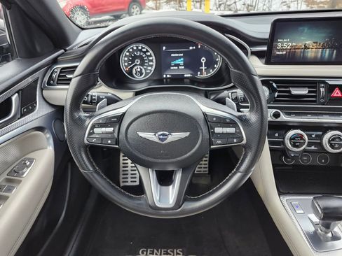Used 2022 Genesis G70 3.3T w/ Sport Advanced Package image 13
