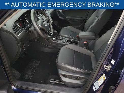 Used 2021 Volkswagen Tiguan SE image 19