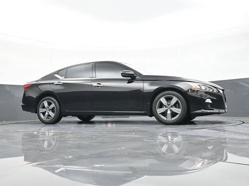 Used 2022 Nissan Altima 2.5 SL image 48