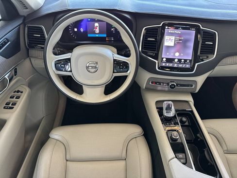 Certified 2023 Volvo XC90 T8 Ultimate w/ Protection Package Premier AWD/4WD image 18