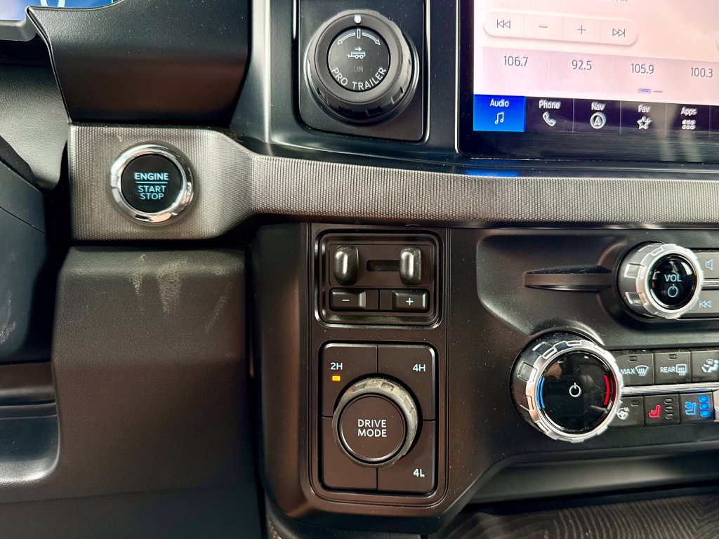 Certified 2024 Ford F450 Platinum w/ FX4 Off-Road Package AWD/4WD image 30