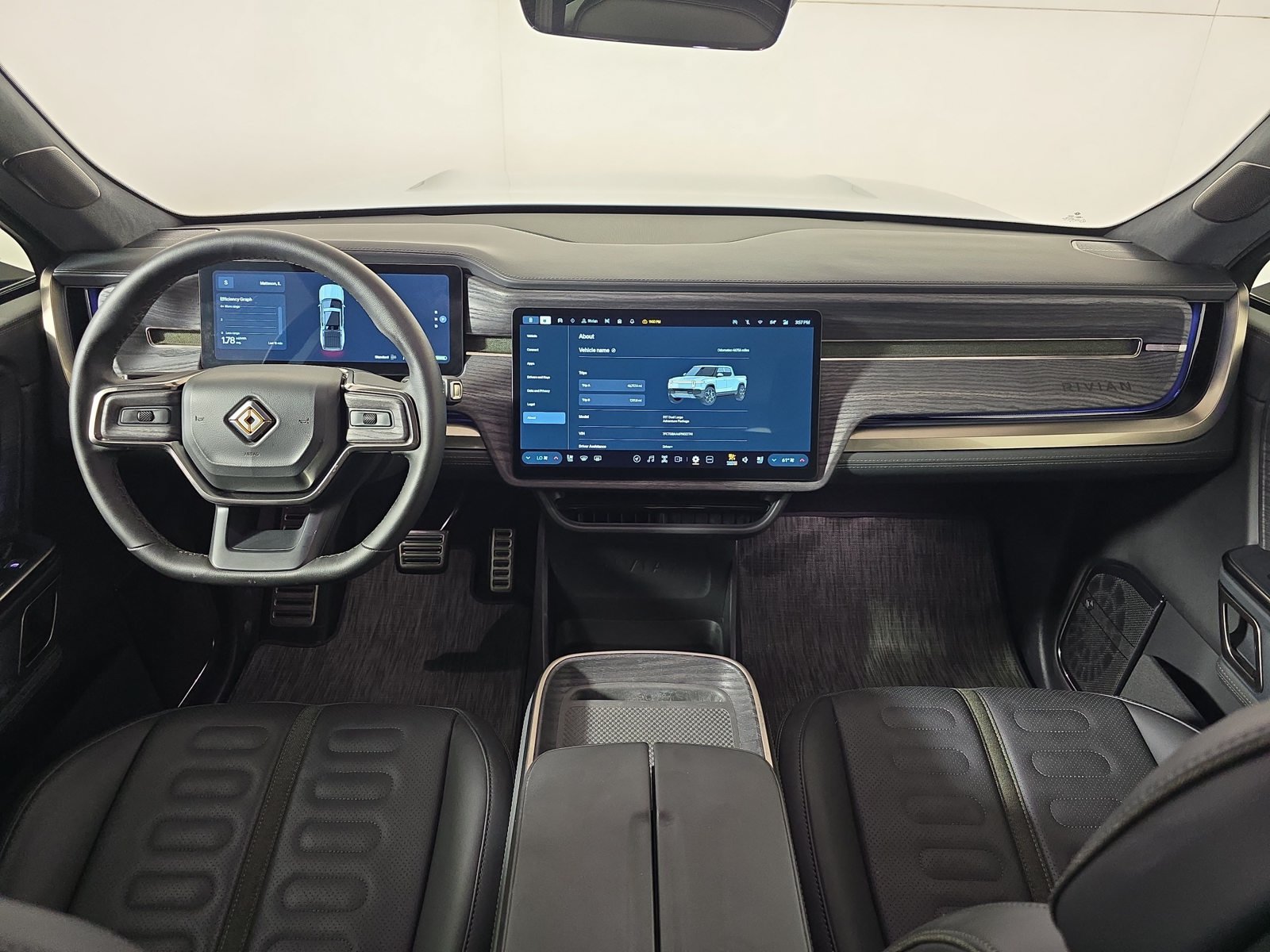 Used 2023 Rivian R1T Adventure Dual AWD/4WD image 25