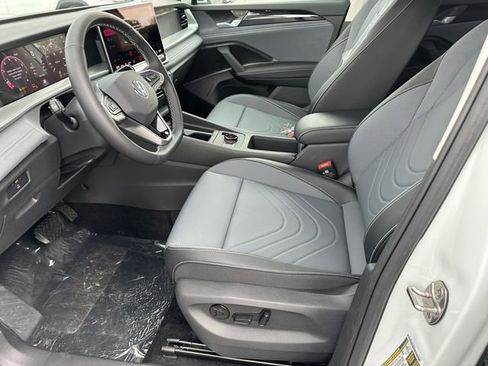 New 2026 Volkswagen Tiguan SE AWD/4WD image 20