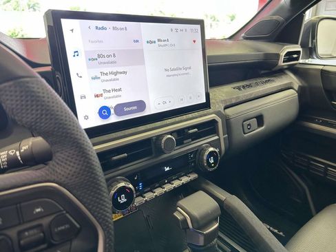 Certified 2024 Toyota Tacoma Limited AWD/4WD image 23