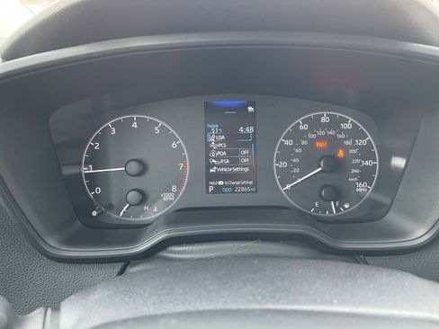 Used 2025 Toyota Corolla LE image 39