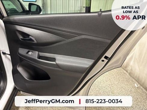 New 2026 Buick Envista Sport Touring w/ Convenience I Package FWD image 17