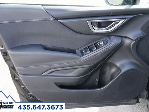 Used 2020 Subaru Forester Premium image 12