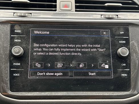 Used 2021 Volkswagen Tiguan SE FWD image 25