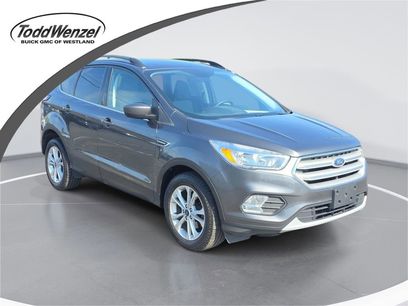 Used 2018 Ford Escape SE w/ SE SYNC Package