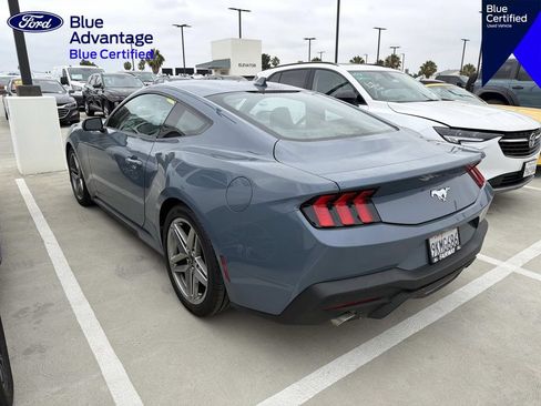 Used 2024 Ford Mustang Coupe RWD image 12