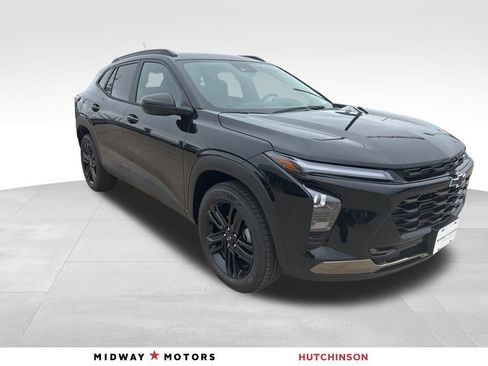 New 2026 Chevrolet Trax ACTIV FWD image 1