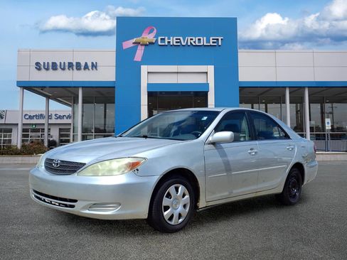 Used 2004 Toyota Camry FWD image 1