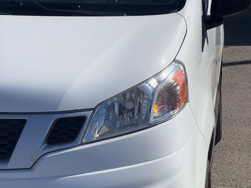 Used 2020 Nissan NV200 S FWD image 23