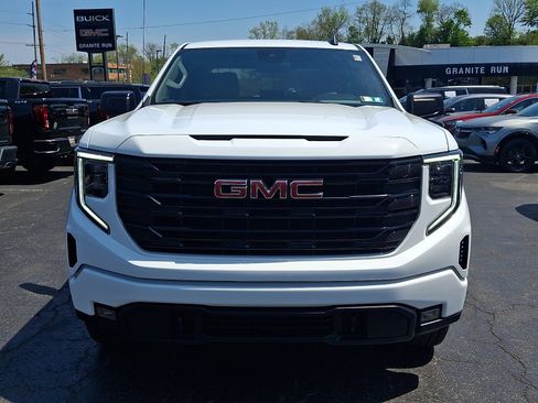 Used 2026 GMC Sierra 1500 Elevation image 2