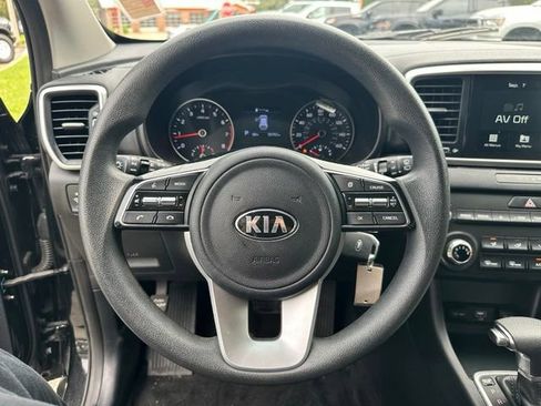 Used 2022 Kia Sportage LX AWD/4WD image 22