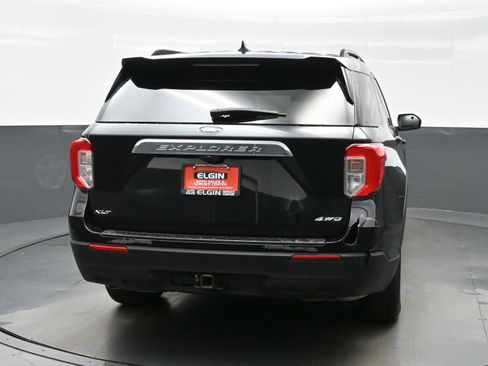 Used 2021 Ford Explorer XLT w/ Class III Trailer Tow Package image 5