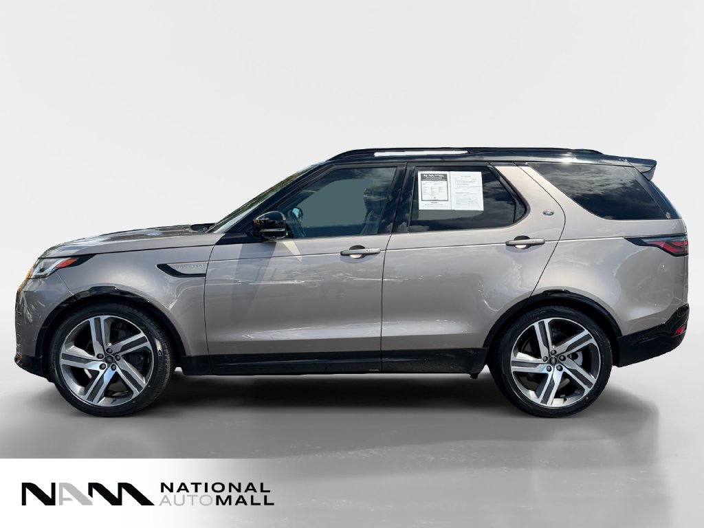 Used 2023 Land Rover Discovery HSE R-Dynamic AWD/4WD image 2