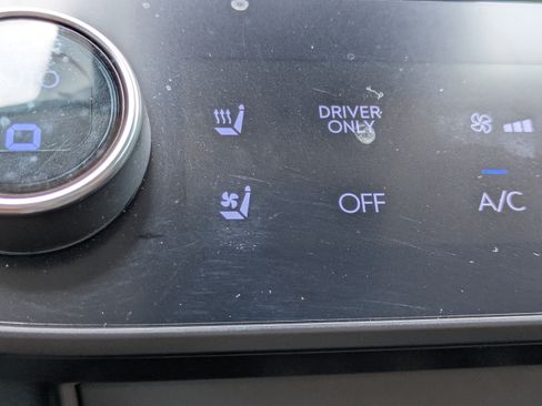 Used 2025 Hyundai Sonata Limited FWD image 29