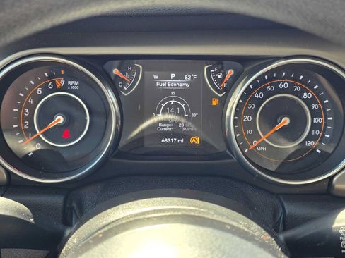 Used 2018 Jeep Wrangler Sport AWD/4WD image 23