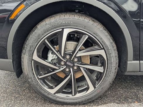 New 2026 Lincoln Corsair Reserve FWD image 11