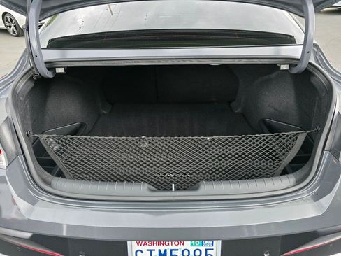 Used 2024 Hyundai Elantra Limited FWD image 5