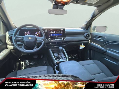 Used 2025 Chevrolet Colorado W/T RWD image 22