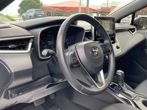Certified 2024 Toyota Corolla SE FWD image 7