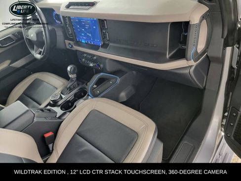 Certified 2022 Ford Bronco Wildtrak AWD/4WD image 18