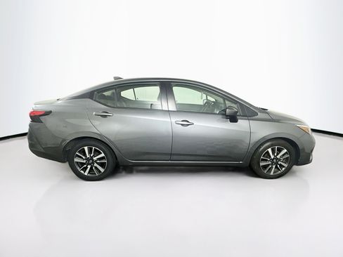 Used 2025 Nissan Versa SV FWD image 10