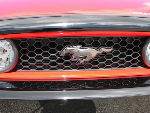 Used 2013 Ford Mustang GT Premium w/ Brembo Brake Pkg RWD image 37