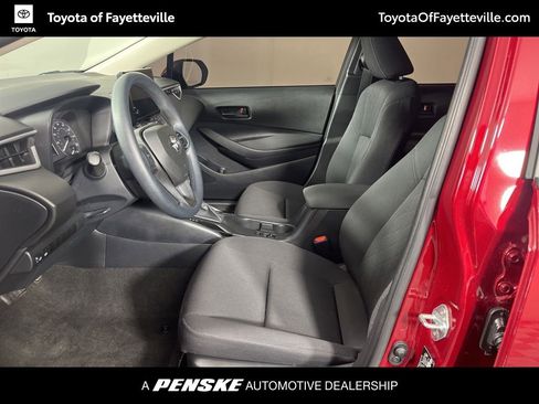 Used 2023 Toyota Corolla LE FWD image 19