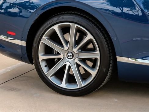 Used 2021 Bentley Continental GT AWD/4WD image 57
