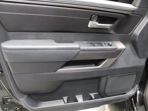 Used 2022 Toyota Tundra SR5 AWD/4WD image 14