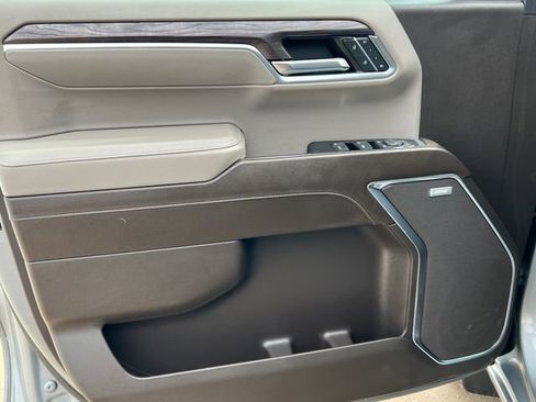 Used 2023 Chevrolet Silverado 1500 LTZ w/ Technology Package image 17