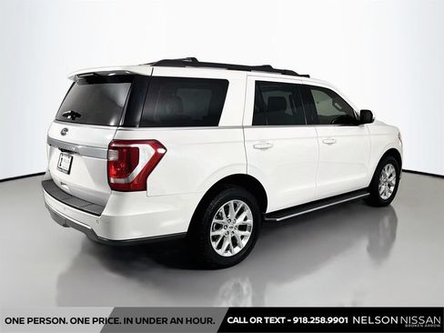 Used 2020 Ford Expedition XLT w/ Equipment Group 202A RWD image 5