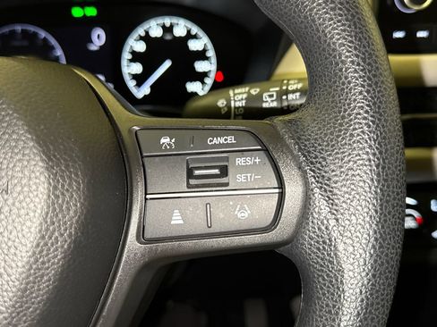 Certified 2024 Honda HR-V LX image 29
