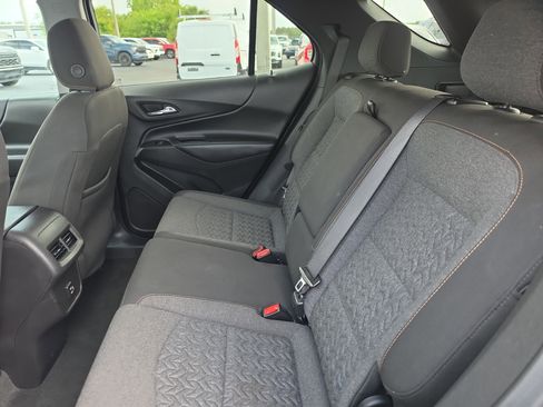Used 2024 Chevrolet Equinox LT FWD image 13