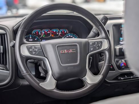Used 2018 GMC Sierra 1500 SLE w/ SLE Value Package image 15