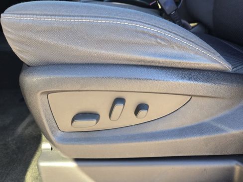 Used 2016 Chevrolet Silverado 1500 LT w/ Texas Edition image 17