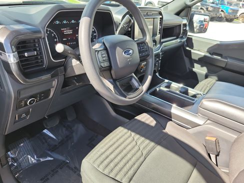 Used 2022 Ford F150 XL w/ STX Appearance Package RWD image 9