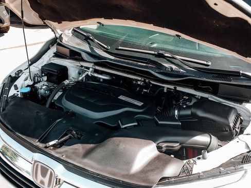 Used 2018 Honda Odyssey Elite image 60
